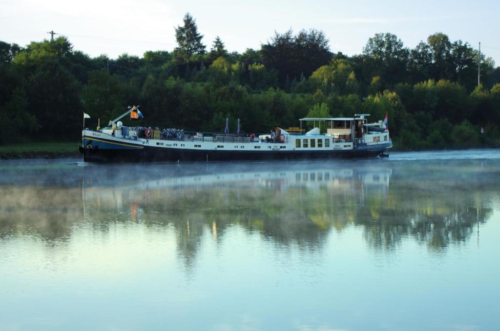 Hotelboat Allure Amsterdam Bagian luar foto